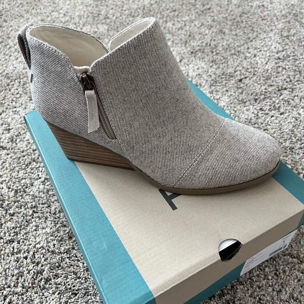 Stylish Women's Ankle Boots